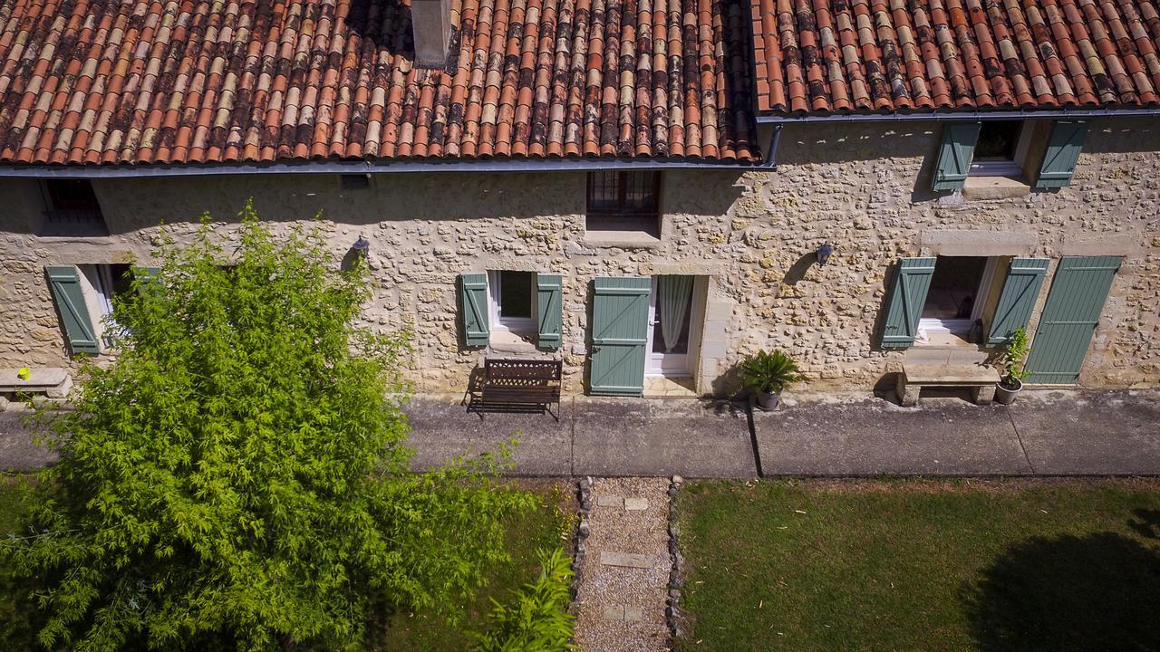 Gite La Maison De La Pimpine Lignan De Bordeaux ภายนอก รูปภาพ